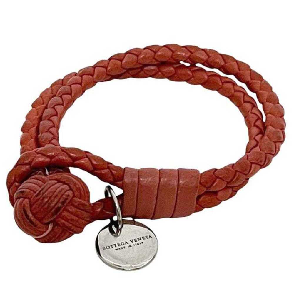 BOTTEGA VENETA Red Leather Intrecciato Charm Bracelet